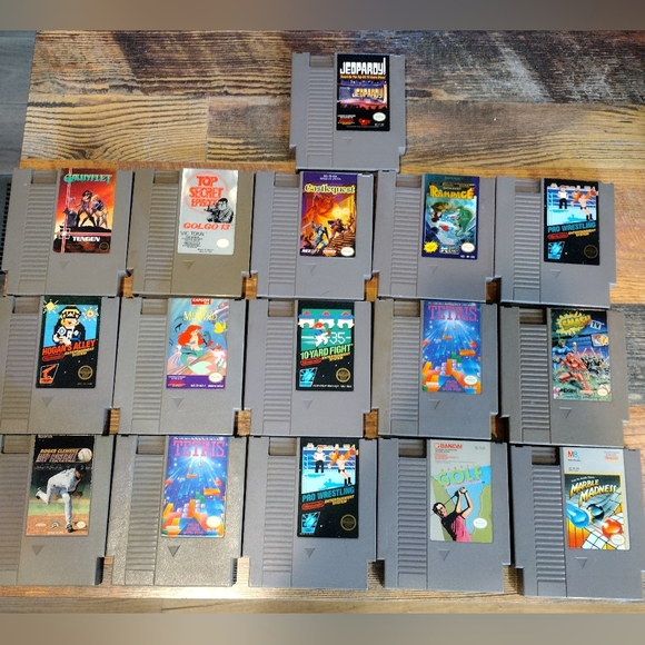 Vintage 1985 Nintendo Gaming Console With 35 🔥 Games - Picture 3 of 3